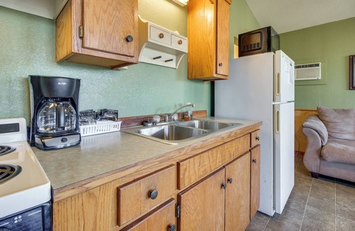 Mountain View Cabina | Fish, Hike & Unwind: Getaway in Mountain View!