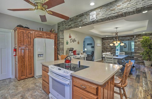 Trenton Casa | Fish, Kayak & More: Lakefront Georgia Home