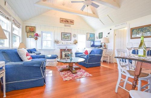 Eastham Casa | Fish or boat directly off our shared dock