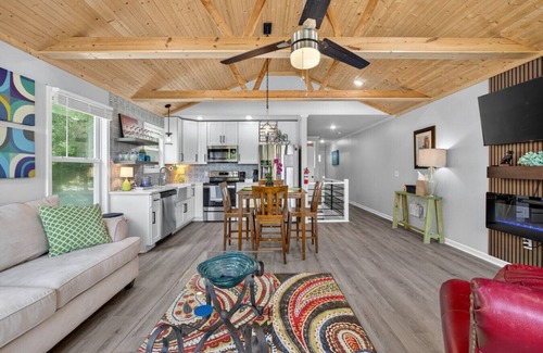 Ardmore Apartamento | Fish Tales @ Lake Logan