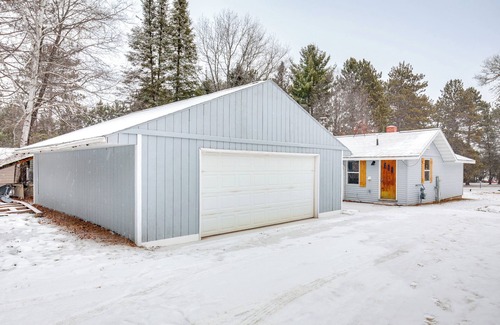 Rhinelander Cabaña | Fish Year-round: Riverfront Cottage in Rhinelander