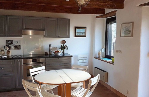 Cote de Granit Rose Casa | Fisherman's cottage - Sea view - South-facing terrace (3 bedrooms, sleeps 6, 2 bathrooms)
