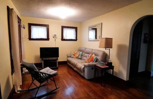 Port Clinton Casa | Fisherman's place, pet friendly, waterside, docking