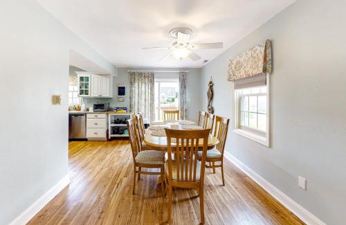Caine Woods Casa | Fisherman's Village 16