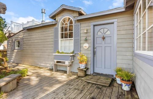 Salmon Creek Casa | Fishermans Cottage - Sand Dunes Walk to Ocean
