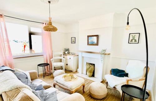 Appledore Casa | * Fisherman’s Cottage * with river views (dog friendly!)