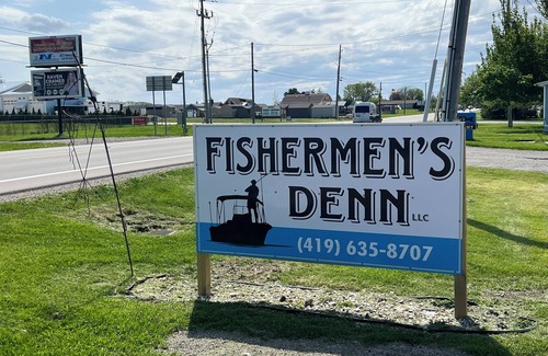 Gypsum Apartamento | Fishermen’s Denn, close to Lake Erie Islands, boat ramps, ferries, and marinas