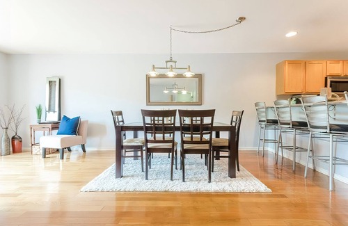 The Woods Casa | Fishhook Cluster on the Lake Townhome, 3 Decks to Enjoy Nature and Lake Views