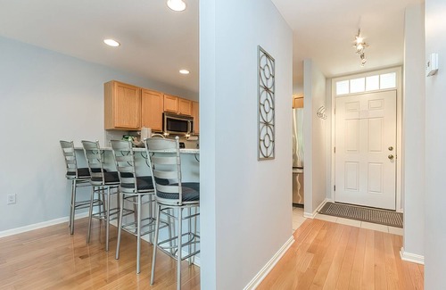 The Woods Casa | Fishhook Cluster on the Lake Townhome, 3 Decks to Enjoy Nature and Lake Views