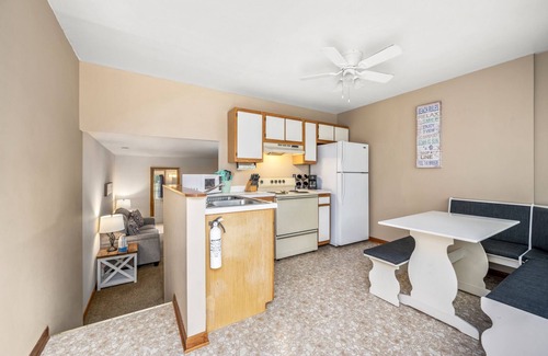Deep Hole Casa | Fishhook Hideaway - Adorable AND Affordable!