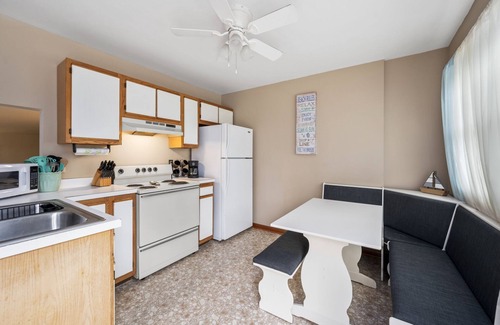 Deep Hole Casa | Fishhook Hideaway - Adorable AND Affordable!