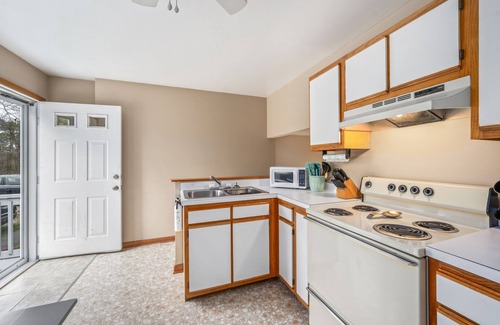 Deep Hole Casa | Fishhook Hideaway - Adorable AND Affordable!