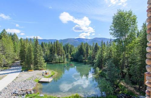 Eureka Casa | Fishing Cabin in the Woods