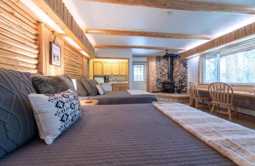 Eureka Casa | Fishing Cabin in the Woods