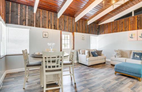 Cocoa Casa | Fishing Paradise Lake Poinsett Home with Deck!