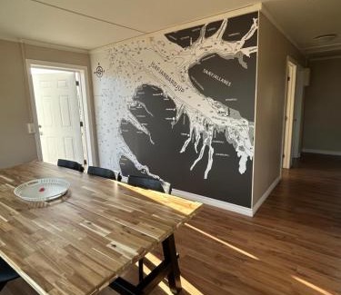 Sudureyri Casa | Fisk Club Cottages Suðureyri - Sailor's House
