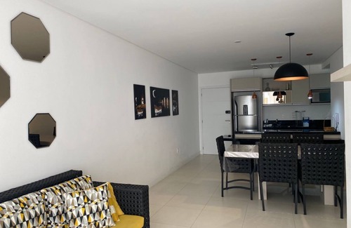 Ingleses Sul Apartamento | Ajuste nuevo diseño: área de juegos con piscina infinita y vista espectacular