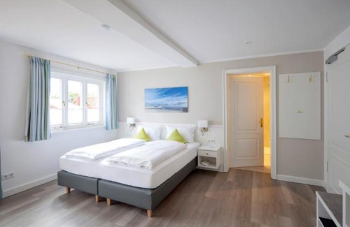 Wenningstedt-Braderup Hotel | Fitschen am Dorfteich