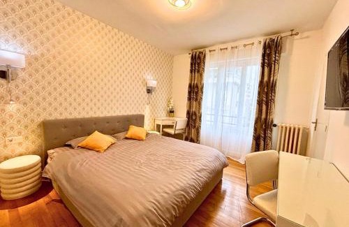 Limoges Apartamento | FITZ JAMES 2 Bedrooms 2 Bathrooms in Historic Center