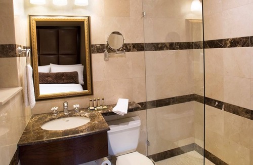 Central Park South Hotel | Fitzpatrick Manhattan Hotel
