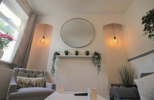 Cathays Casa | Fitzroy Terrace by Property Promise