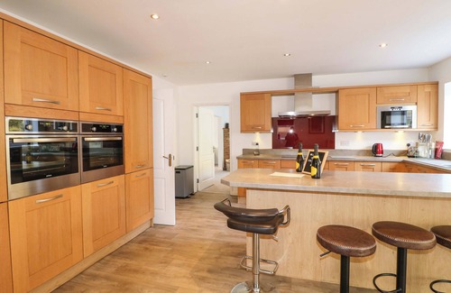 Chesterfield Cabaña | Five Acres