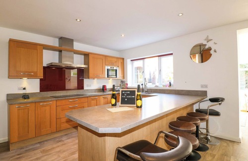 Chesterfield Cabaña | Five Acres