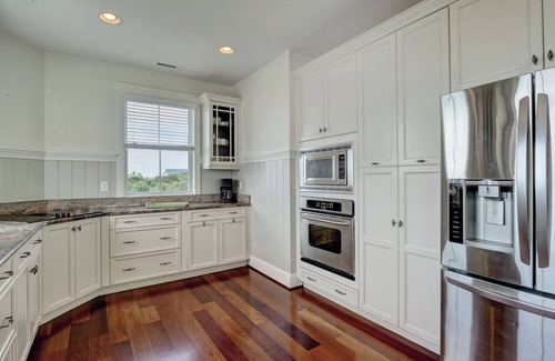 Bald Head Island Casa | Five bedroom home on Bald Head Island's East Beach, make your next island getawa