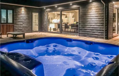 Bøtø By Casa | Five-Bedroom Holiday Home In Vaggerlose
