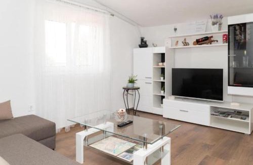 Bogatic Villa | Five Bedroom Villa With Pool