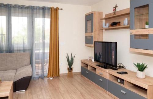 Bogatic Villa | Five Bedroom Villa With Pool