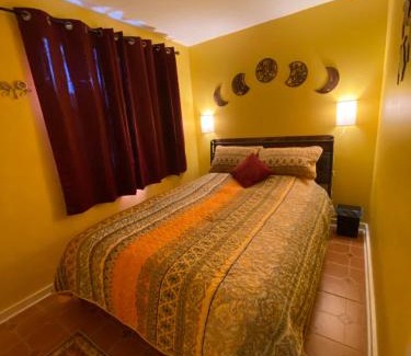 Salt Spring Island Casa | Five Elements Lodge B&B with Outdoor Spa