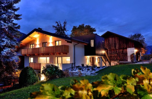 Bressanone Apartamento | A cinco minutos del casco antiguo de Brixen y, sin embargo, en el campo.