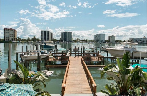 Bay Esplanade Casa | Five Palms Suite 103 - Daily - Weekly - Monthly