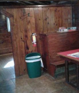Hot Springs Casa | Five Points Lake Hamilton Cabin 2