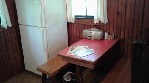 Hot Springs Casa | Five Points Lake Hamilton Cabin 4