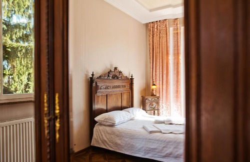 Yavory Apartamento | Five Room Central Gorgeous Apartment with Garden