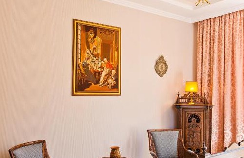 Yavory Apartamento | Five Room Central Gorgeous Apartment with Garden