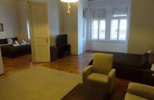 Lagymanyos Apartamento | Five Season's Apartment