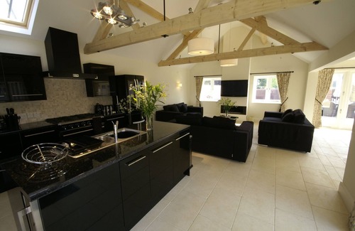 Fakenham Casa | Five Star, Gold Awarded, Barn Conversion In Beautiful Norfolk Hamlet
