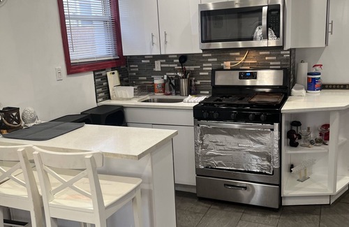 Queens Casa | FIVE TOWNS BEST PRIVATE BEACH HOUSE