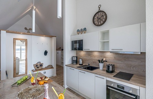 Schleswig Apartamento | Fjord berth 8 - balcony, garden furniture, barbecue, shower, underfloor heating, parking lot
