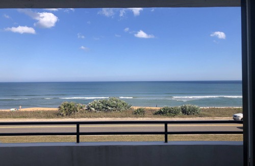 Flagler Beach Casa | Flagler Beach, Florida Ocean-View Townhome Sunrise Surprise! 🚀🌊🏖️☀️