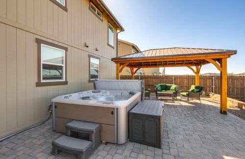 Bellemont Casa | Flagstaff-Area Family Home with Hot Tub and Patio