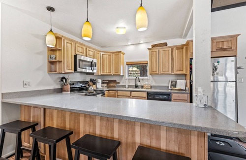 Flagstaff Cabina | Flagstaff Bogey Inn! A-Frame cabin Golf Course Lot