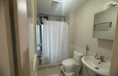 Highway Hills Apartamento | FLAIR Condotel 1 BR Near MRT EDSA Shangrila Megamall Lightmall