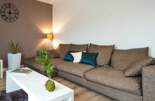 Ancely Apartamento | FLAMBERE - 80m2 - 2 chambres + parking + terrasse
