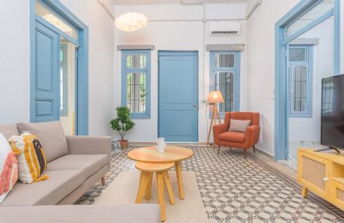 Mar Mikhael Apartamento | Flame 3-BR Apartment & Balcony in Mar Mikhael