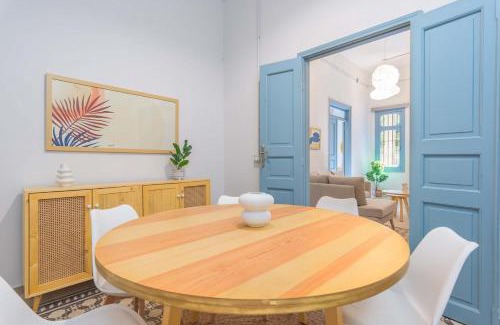 Mar Mikhael Apartamento | Flame 3-BR Apartment & Balcony in Mar Mikhael