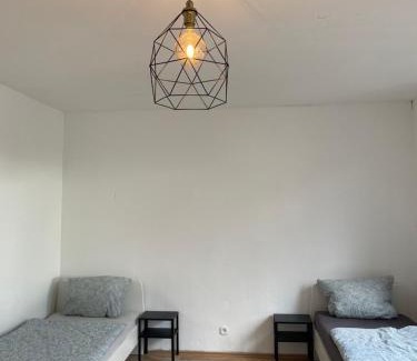 Dueren Apartamento | Flamingo 3 - Wohnung in Stadtnähe Düren